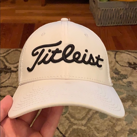 TITLEIST hat - Picture 1 of 4